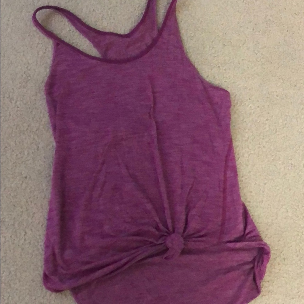 Lululemon tank, size 6